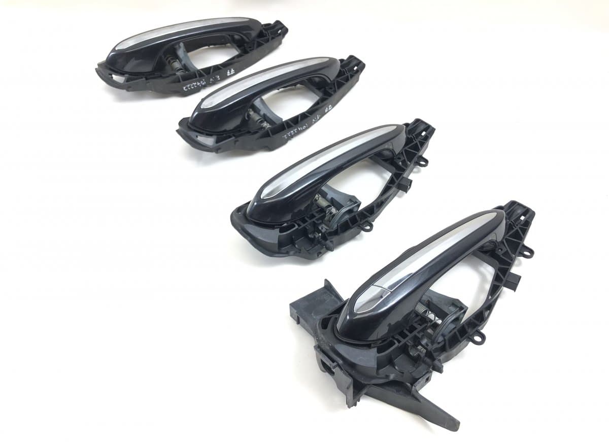 BMW 9491465 Door Handle Exterior Front Left BMW 5 (G30, G31) (2016-2024)