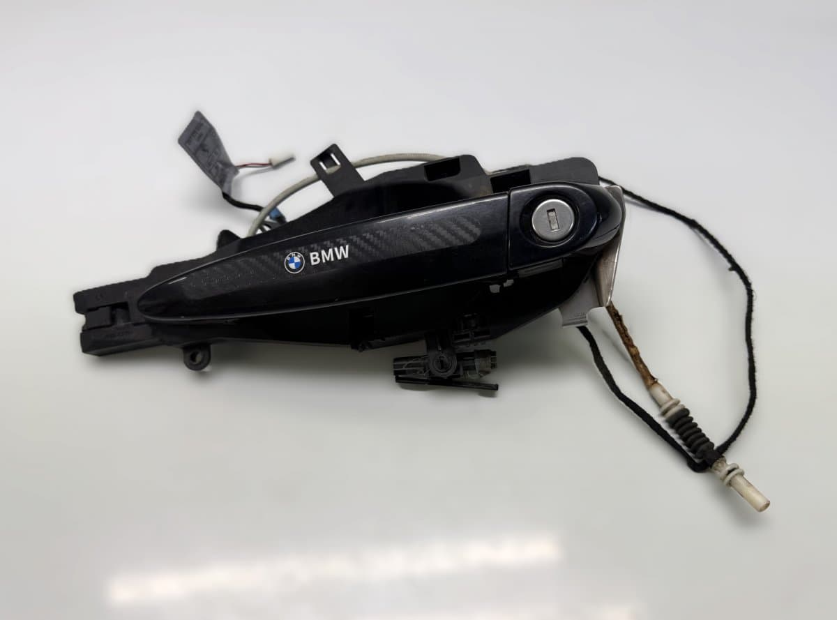 BMW 7207561 7193263 718465902 Door Handle Exterior Front Left BMW X5 (E70) (2007-2013)