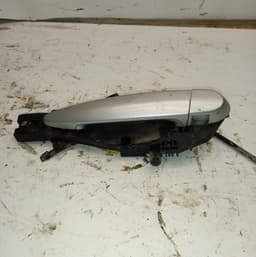 BMW 51217137053 7137053 51225A8E2B1 51225A8E2B2 Door Handle Exterior Rear Left BMW X5 (E70) (2007-2013) — thumbnail 1