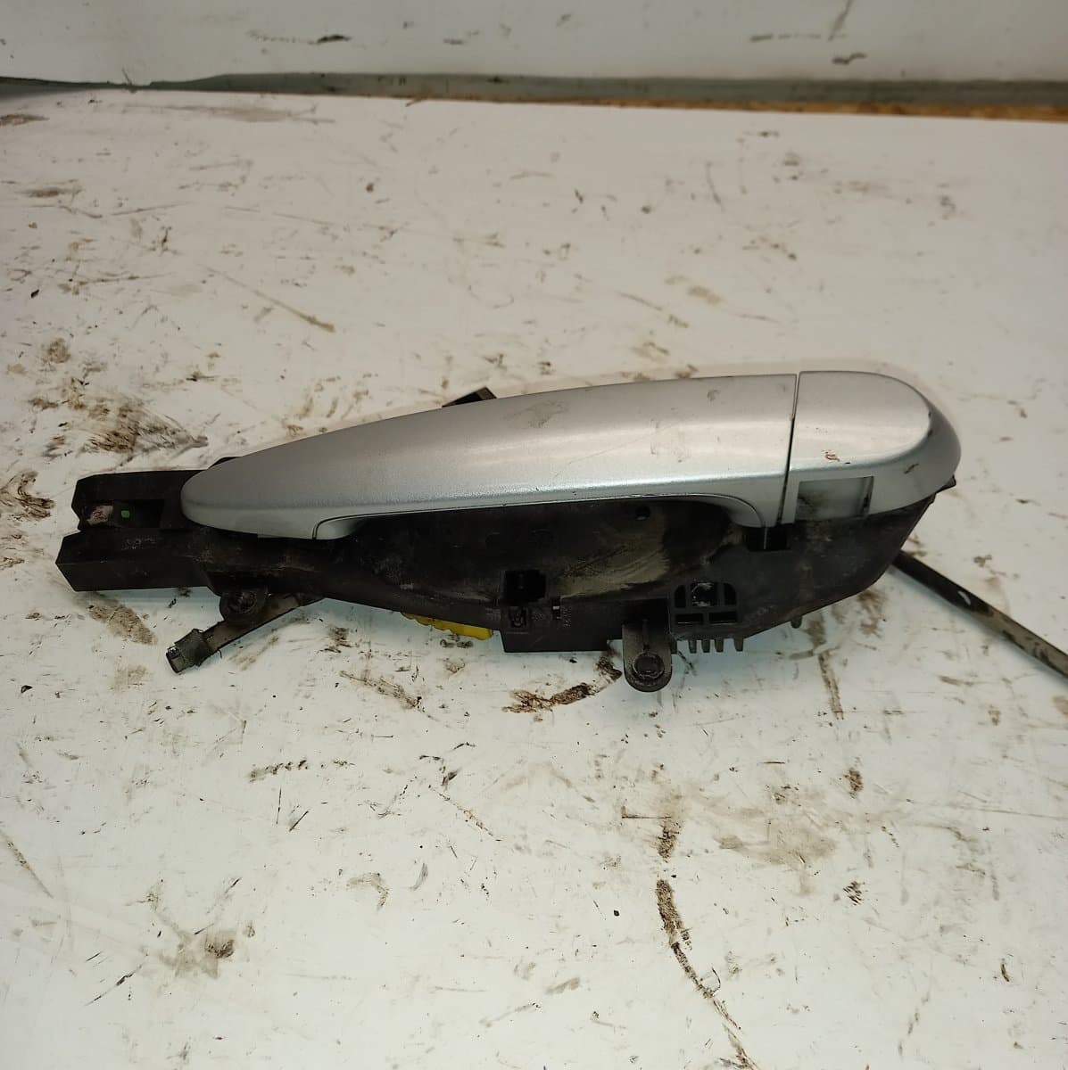 BMW 51217137053 7137053 51225A8E2B1 51225A8E2B2 Door Handle Exterior Rear Left BMW X5 (E70) (2007-2013)