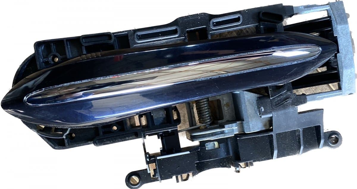 BMW Door Handle Exterior Front Right BMW 7 (F01, F02) (2008-2016)