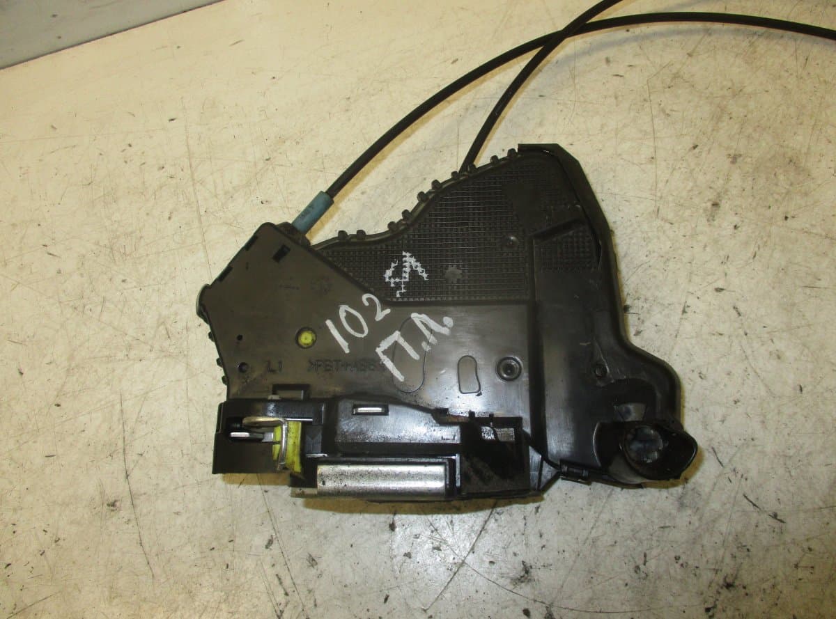 TOYOTA Door Lock Front Left TOYOTA RAV 4 III (XA30) (2005-2012)