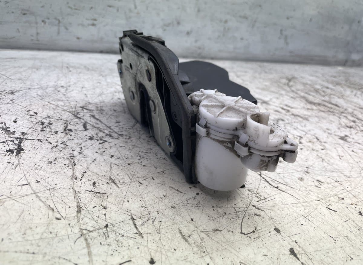 BMW Door Lock Front Left BMW X3 (F25) (2010-2017)
