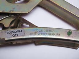 MERCEDES-BENZ A2307900371 2307900371 A2307901171 A2307901371 Convertible roof locking mechanism MERCEDES-BENZ SL-CLASS (R230) (2001-2012) — thumbnail 3