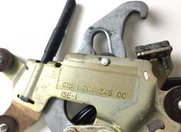 MERCEDES-BENZ A2307900971 Convertible roof locking mechanism MERCEDES-BENZ SL-CLASS (R230) (2001-2012) — thumbnail 4