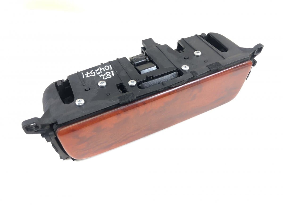 LEXUS 5562024060 Cup Holder Front LEXUS SC (Z30, Z40) (2001-2010)