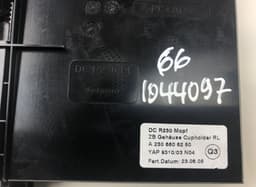 MERCEDES-BENZ A2306806250 Cup Holder Front MERCEDES-BENZ SL-CLASS (R230) (2001-2012) — thumbnail 4