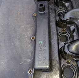 VOLVO 31256168 Cylinder head valve cover VOLVO XC70 II (2007-2016) — thumbnail 3
