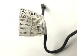 MERCEDES-BENZ A2307900519 A2307900619 C-Pillar exterior Trim left MERCEDES-BENZ SL-CLASS (R230) (2001-2012) — thumbnail 4