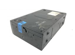VOLVO 8252235 CD Changer VOLVO V70 II / XC70 I (P80) (2000-2007) — thumbnail 3