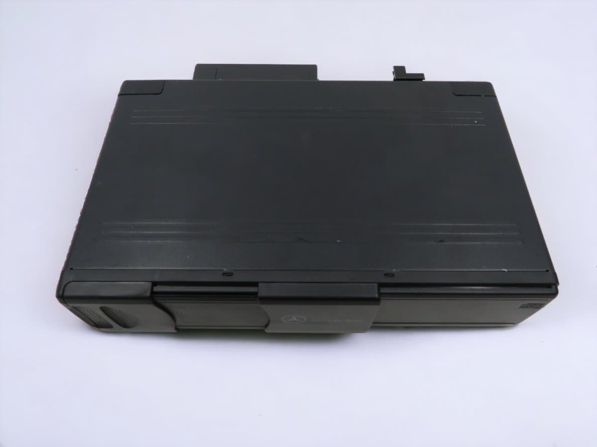 A2038209089 CD Changer MERCEDES-BENZ SL-CLASS (R230) (2001-2012)