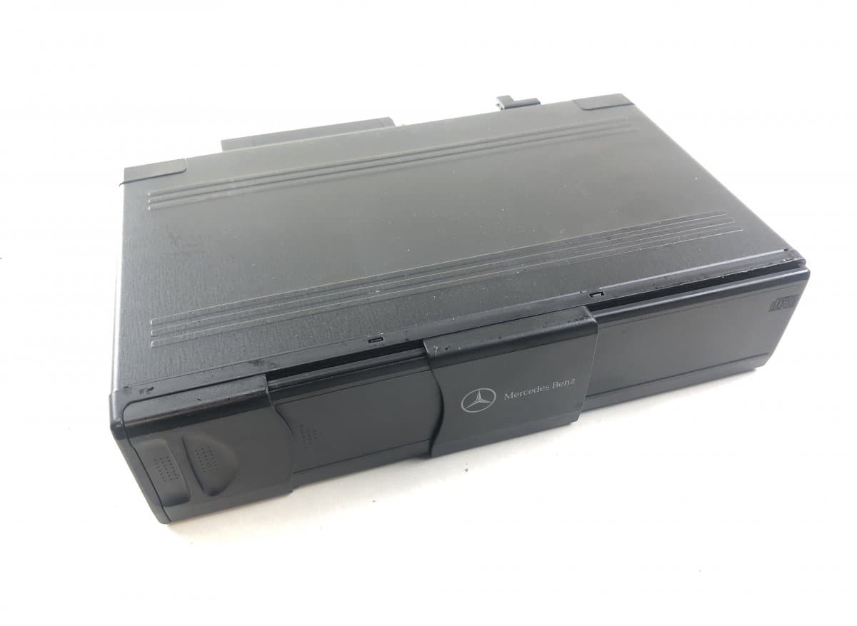 A2038209089 CD Changer MERCEDES-BENZ SL-CLASS (R230) (2001-2012)