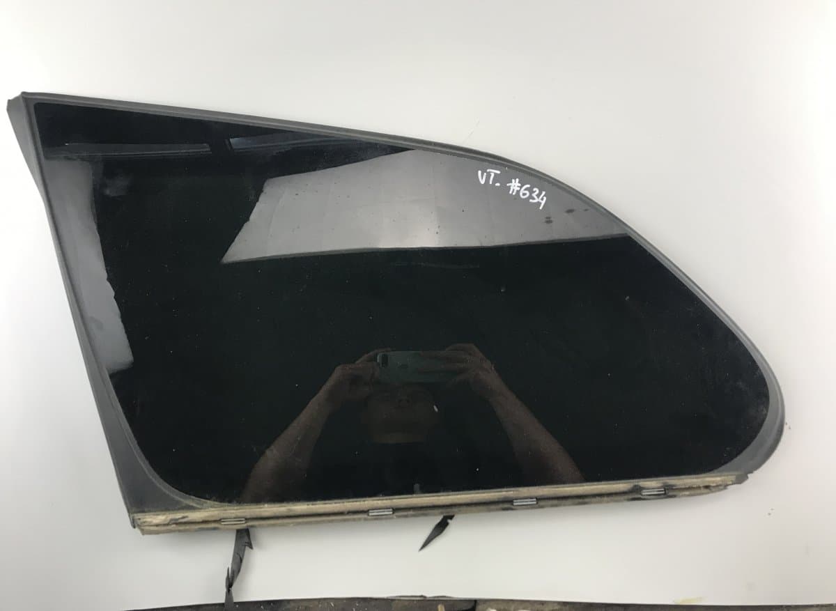 VOLVO A2515452632 Chassis Side Window glass Rear Left VOLVO XC60 I (2008-2017)