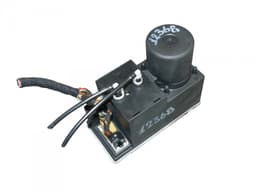 AUDI 8D0862257G Central Locking Vacuum Pump AUDI A4 (B5) (1994-2001) — thumbnail 1