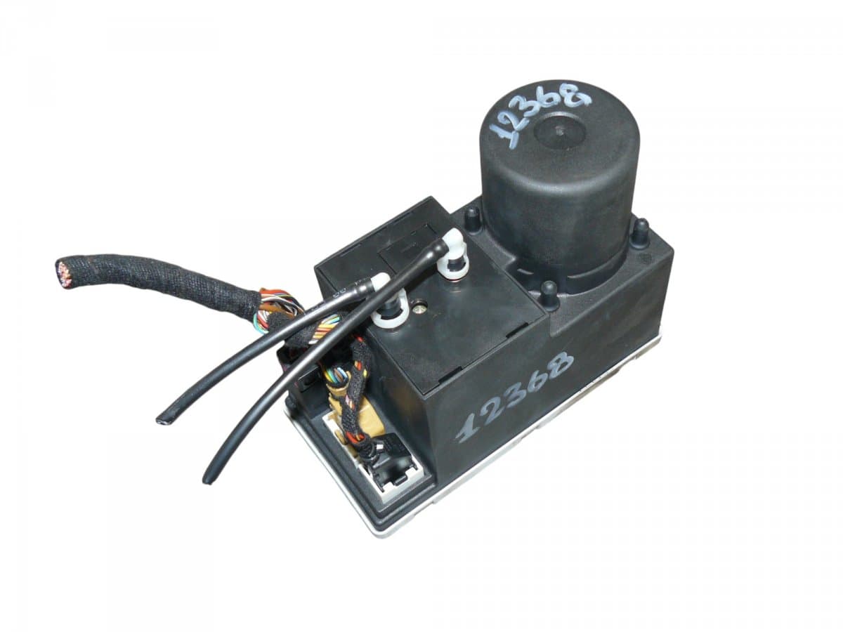 AUDI 8D0862257G Central Locking Vacuum Pump AUDI A4 (B5) (1994-2001)