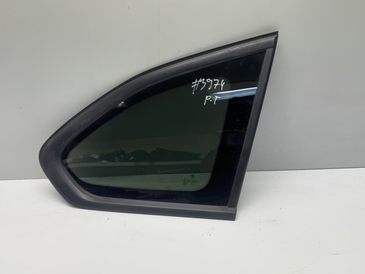 BMW 51337406870 7406870 Chassis Side Window glass Rear Right BMW X1 (F48) (2014-2022)