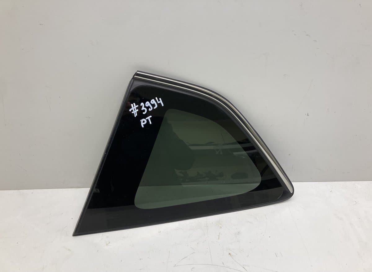 TOYOTA 6271042320 Chassis Side Window glass Rear Right TOYOTA RAV 4 IV (XA40) (2012-2019)