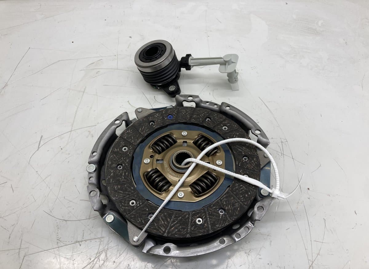JT7805042 042G2307 Clutch set RENAULT MEGANE III (DZ/BZ/KZ) (2008-2016)