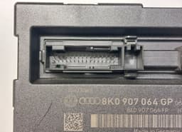 AUDI 8K0907064GP 8K0907064FP Comfort Module (CCM) AUDI Q5 (8R) (2008-2016) — thumbnail 2