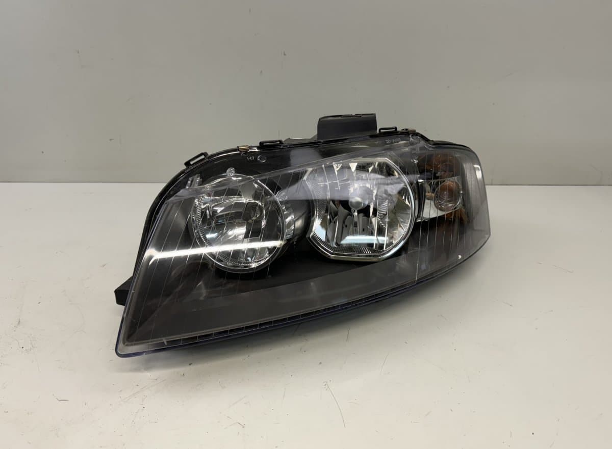 AUDI 8P0941003K Headlight left AUDI A3 (8P) (2003-2012)
