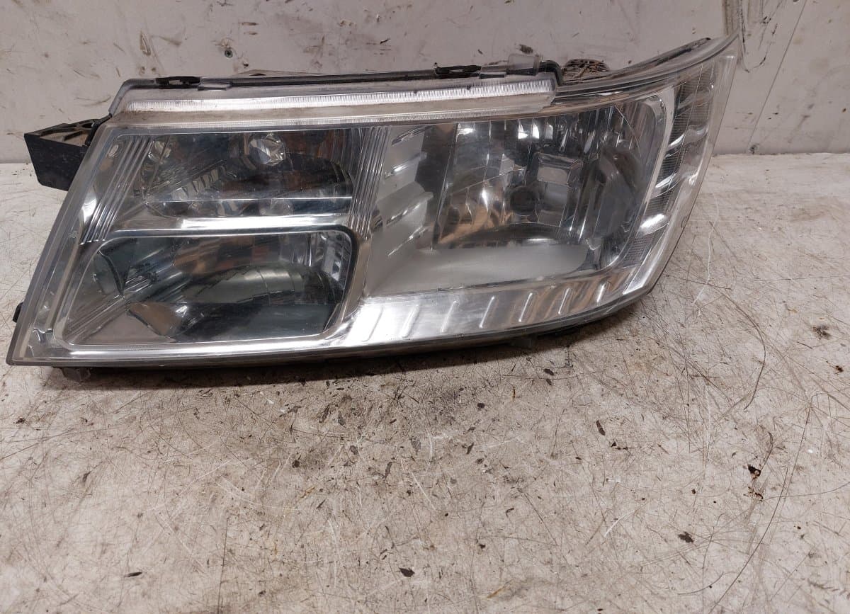 Headlight left DODGE JOURNEY (2008-2020)