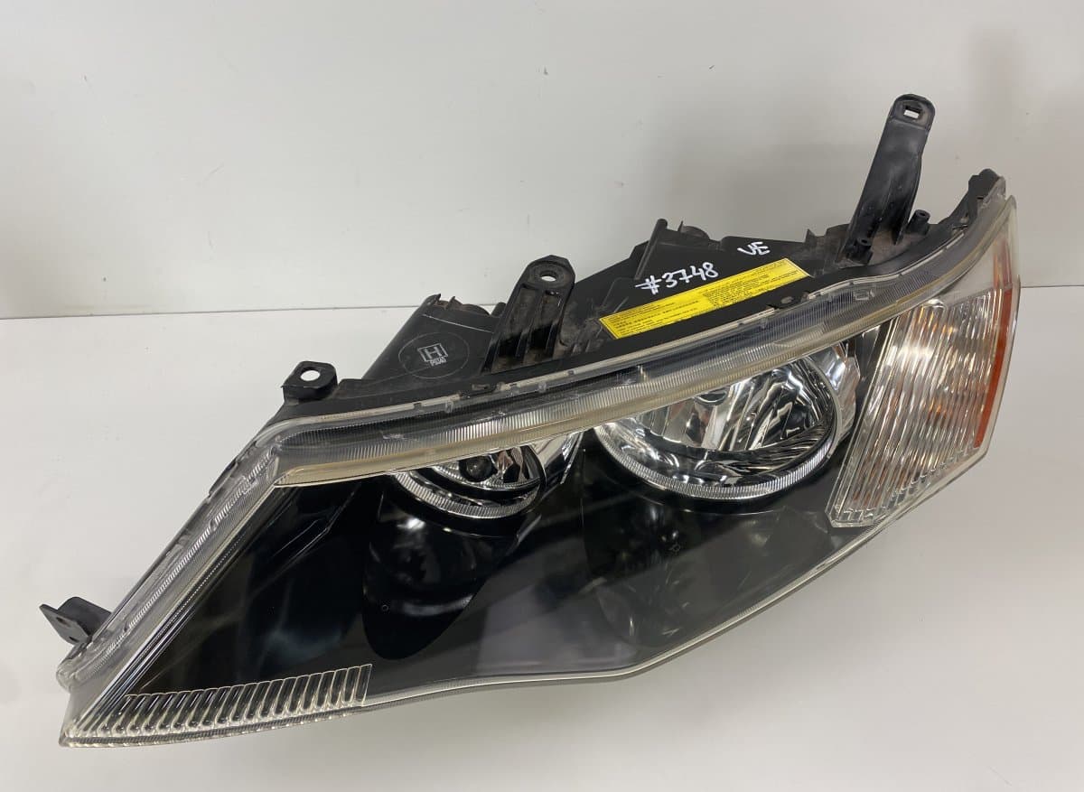 MITSUBISHI 8301B237 W3T62718109 Headlight left MITSUBISHI OUTLANDER II (CW, ZG, ZH) (2006-2012)