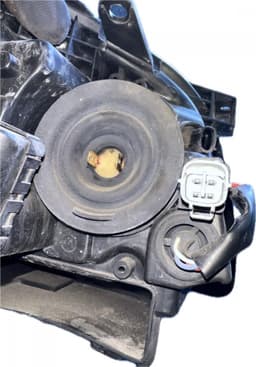 TOYOTA Headlight left TOYOTA AVENSIS (T250) (2003-2008) — thumbnail 5