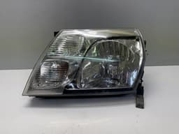 TOYOTA 8117026501 Headlight left TOYOTA HIACE / GRANVIA (XH10, XH20) (1995-2004) — thumbnail 1