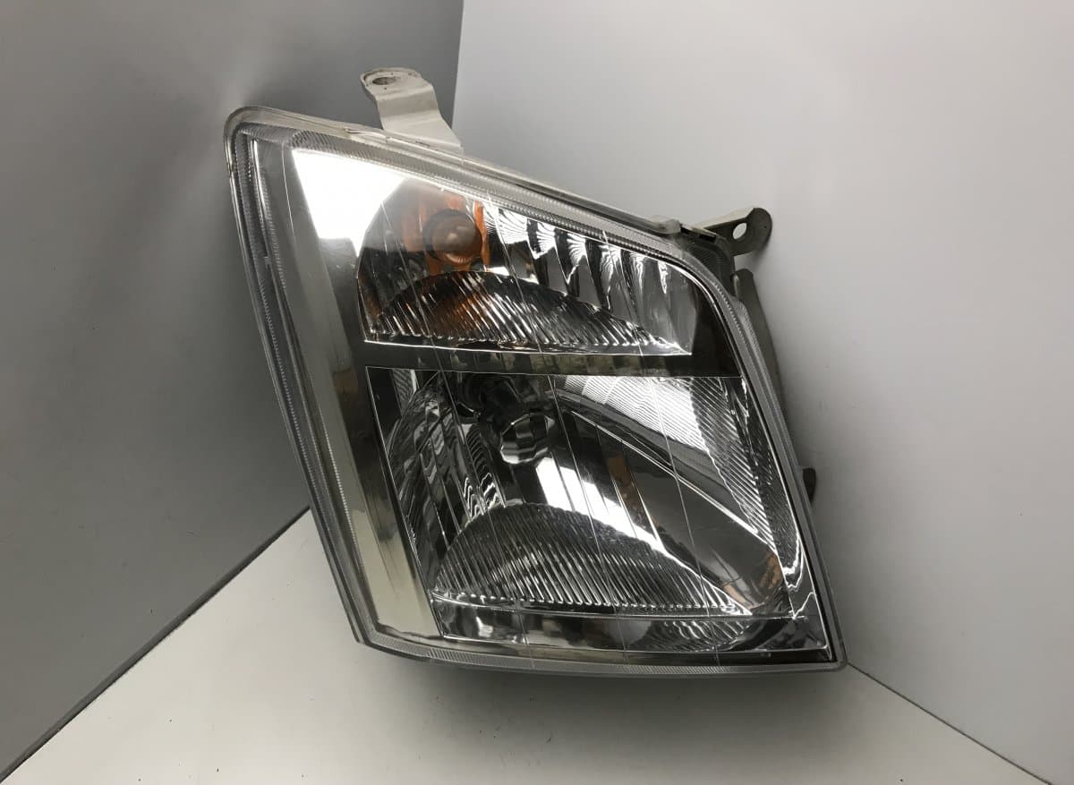 ISUZU 082131138RM Headlight right ISUZU D-MAX I (RA, RC) (2002-2012)