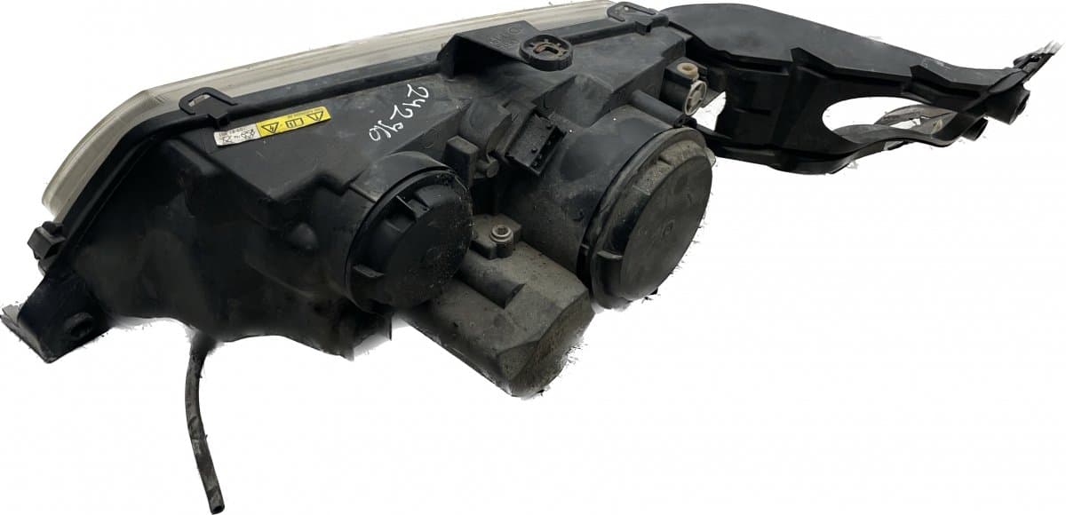 SAAB Headlight right SAAB 9-5 (YS3E) (1997-2010)