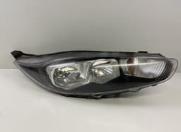 FORD C1BB-13W029-AJ Headlight right FORD FIESTA VI (2008-2017) — thumbnail 1