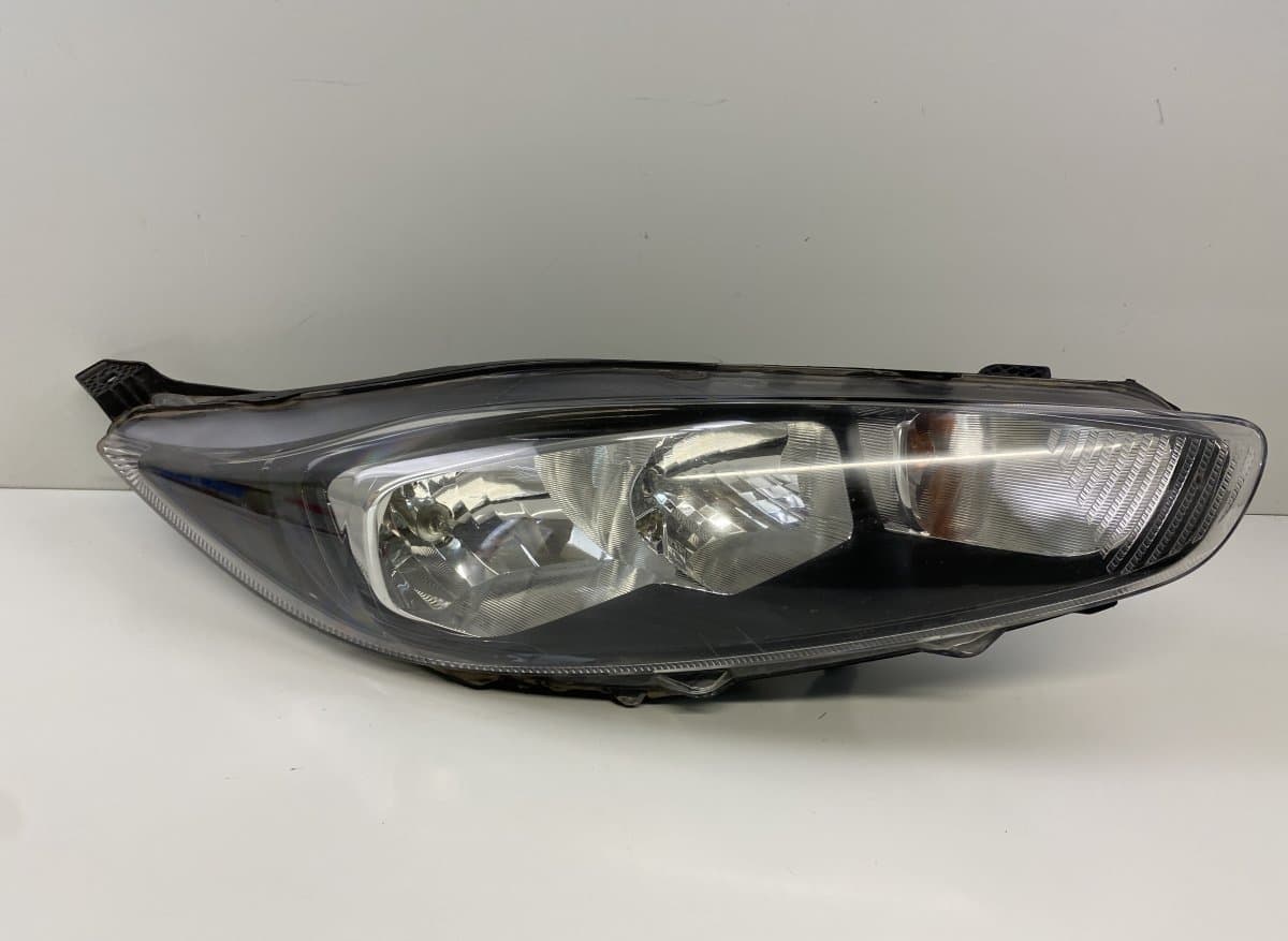 FORD C1BB-13W029-AJ Headlight right FORD FIESTA VI (2008-2017)