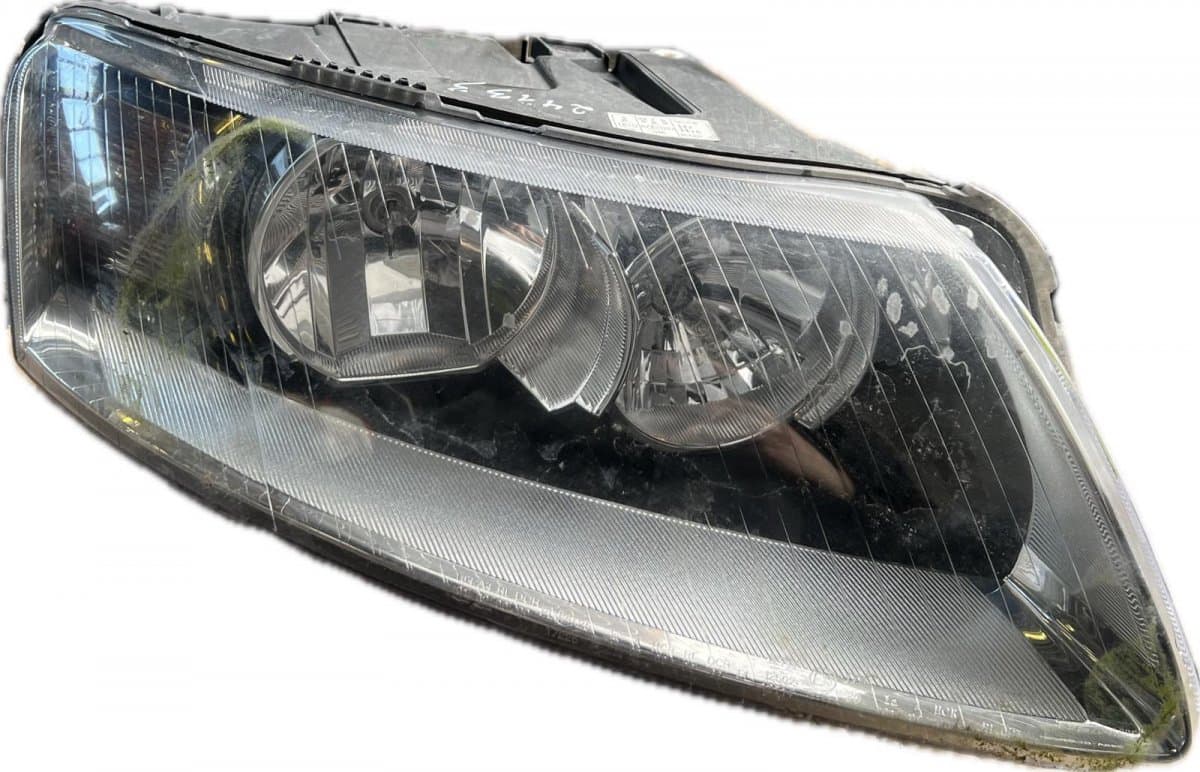 AUDI Headlight right AUDI A6 / A6 ALLROAD (C6, 4F) (2004-2011)