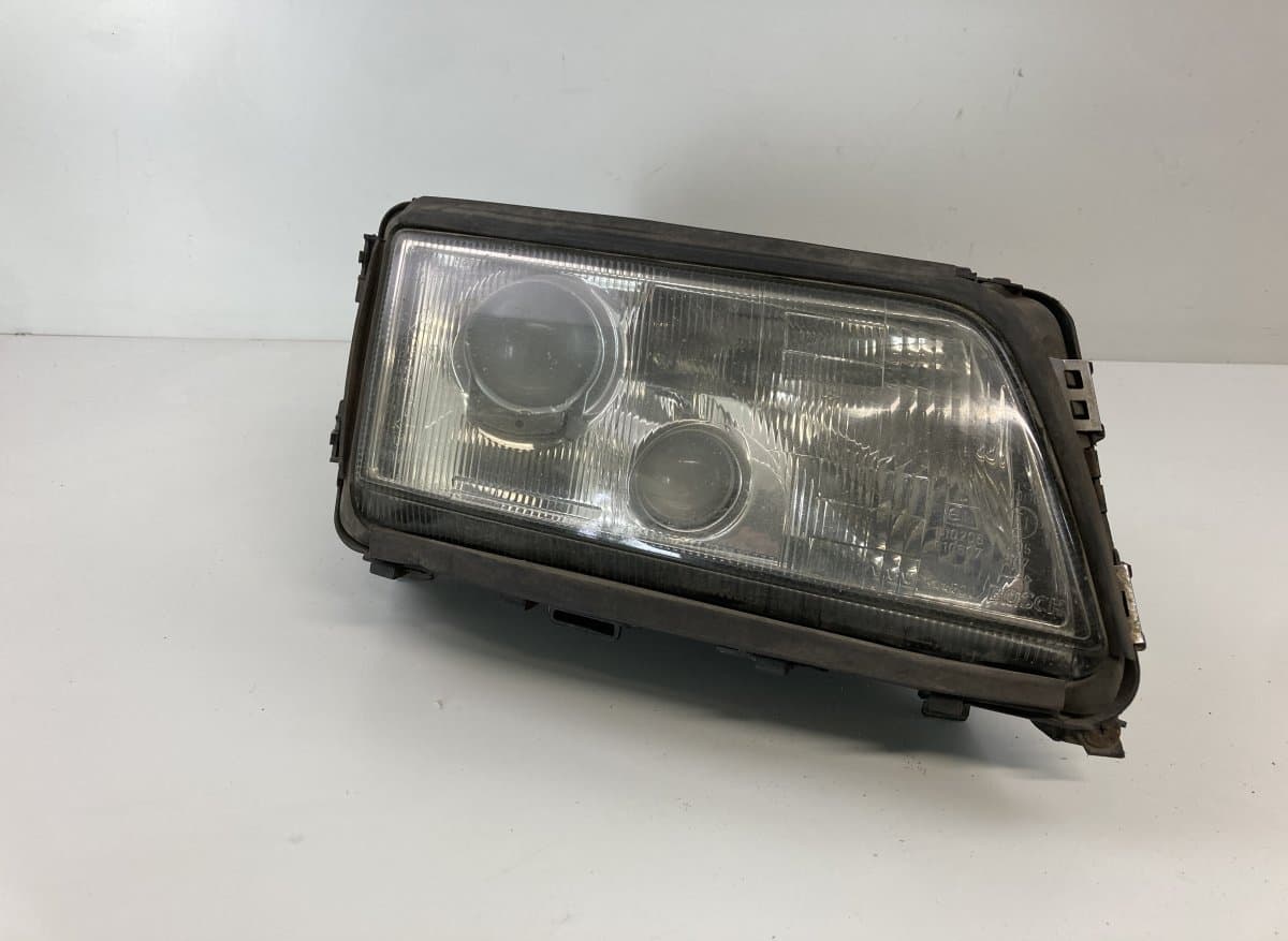 AUDI 1305219054 0301047274 4D0941004P Headlight right AUDI A8 (4D2, 4D8) (1994-2002)