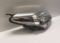 TOYOTA 811300D450 Headlight right TOYOTA YARIS III (XP130) (2010-2019) — thumbnail 3