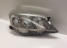 TOYOTA 811300D450 Headlight right TOYOTA YARIS III (XP130) (2010-2019) — thumbnail 2
