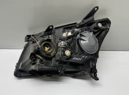 TOYOTA 8113005240 Headlight right TOYOTA AVENSIS (T250) (2003-2008) — thumbnail 2