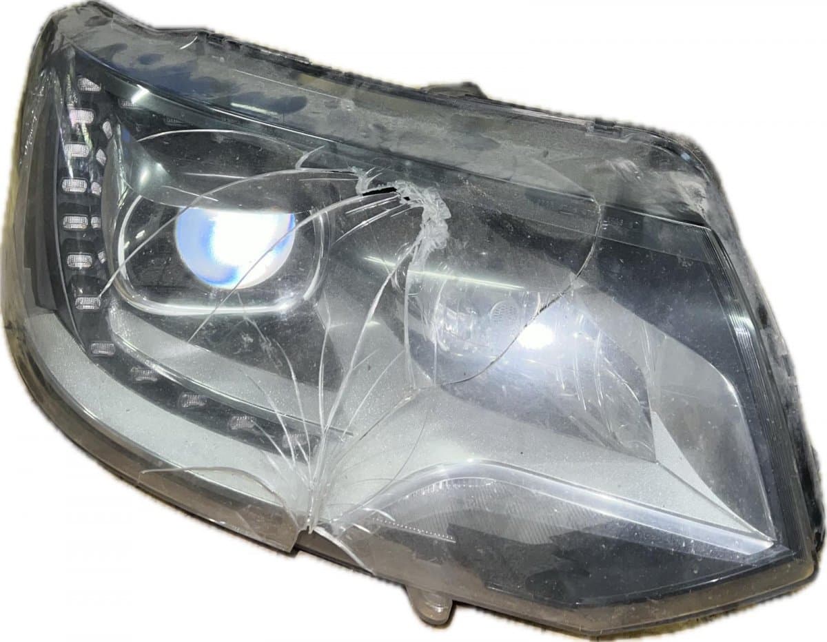 VW 7E5941016B Headlight right VW TRANSPORTER T5 / MULTIVAN (7H, 7E, 7J) (2003-2015)