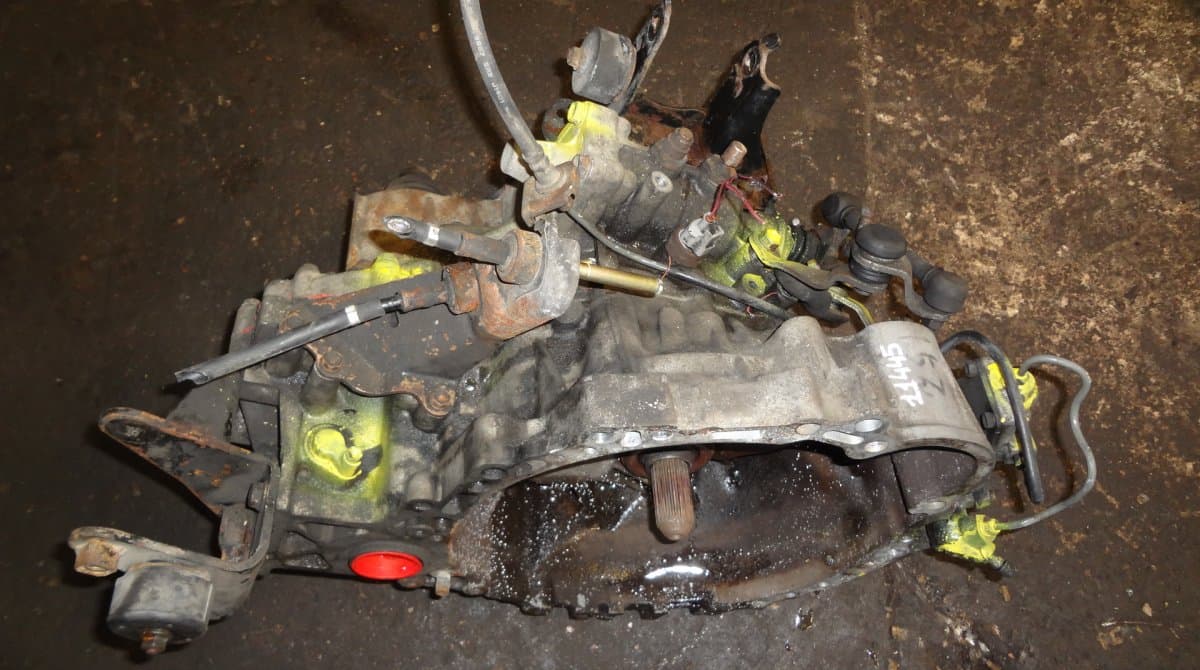 Gearbox TOYOTA AVENSIS VERSO (XM20) (2001-2009)