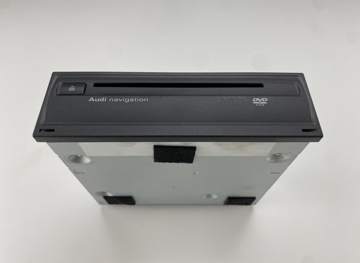 AUDI 8T0919888 86841-70V690 GPS Navigator CD - Player AUDI A4 / A4 ALLROAD (B8) (2007-2015)