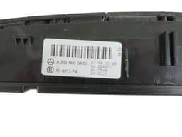 MERCEDES-BENZ A2519050800 A25190508009174 A2519050800 A25190533009174 A2519053300 Hazard switch MERCEDES-BENZ R-CLASS (W251) (2006-2013) — thumbnail 3