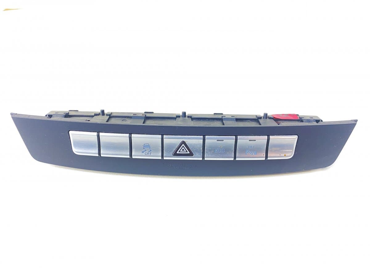 MERCEDES-BENZ A1668702010 Hazard switch MERCEDES-BENZ ML-CLASS (W166) (2011-2015)