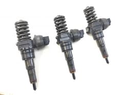 SKODA 0414720312 0414720362 0986441567 0414720306 0986441517 Fuel injector set SKODA OCTAVIA II (1Z) (2004-2013) — thumbnail 1