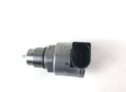 LAND ROVER LR139723 Fuel pressure regulator LAND ROVER DISCOVERY SPORT (L550) (2014-) — thumbnail 4