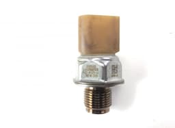 LAND ROVER LR139723 Fuel pressure regulator LAND ROVER DISCOVERY SPORT (L550) (2014-) — thumbnail 3