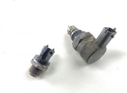 LAND ROVER 0281006017 0281006064 Fuel pressure regulator set LAND ROVER RANGE ROVER IV (LG/L405) (2012-2021) — thumbnail 1