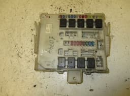 NISSAN Fuse box NISSAN NAVARA II / NP300 (D40) (2004-2021) — thumbnail 1
