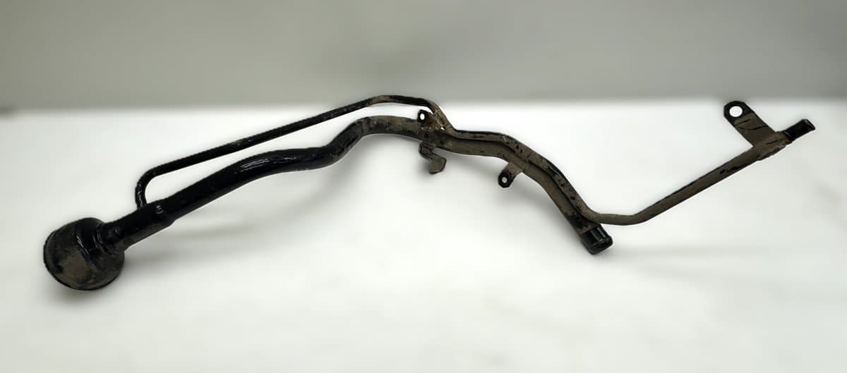 172214EF1A Fuel Tank Filler Neck NISSAN QASHQAI II (J11) (2013-2021)