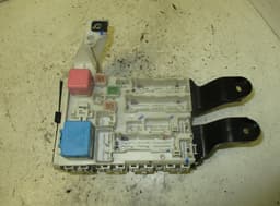 TOYOTA 8273005140C Fuse box TOYOTA AVENSIS (T270) (2009-2018) — thumbnail 4