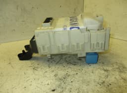 TOYOTA 8273005140C Fuse box TOYOTA AVENSIS (T270) (2009-2018) — thumbnail 2